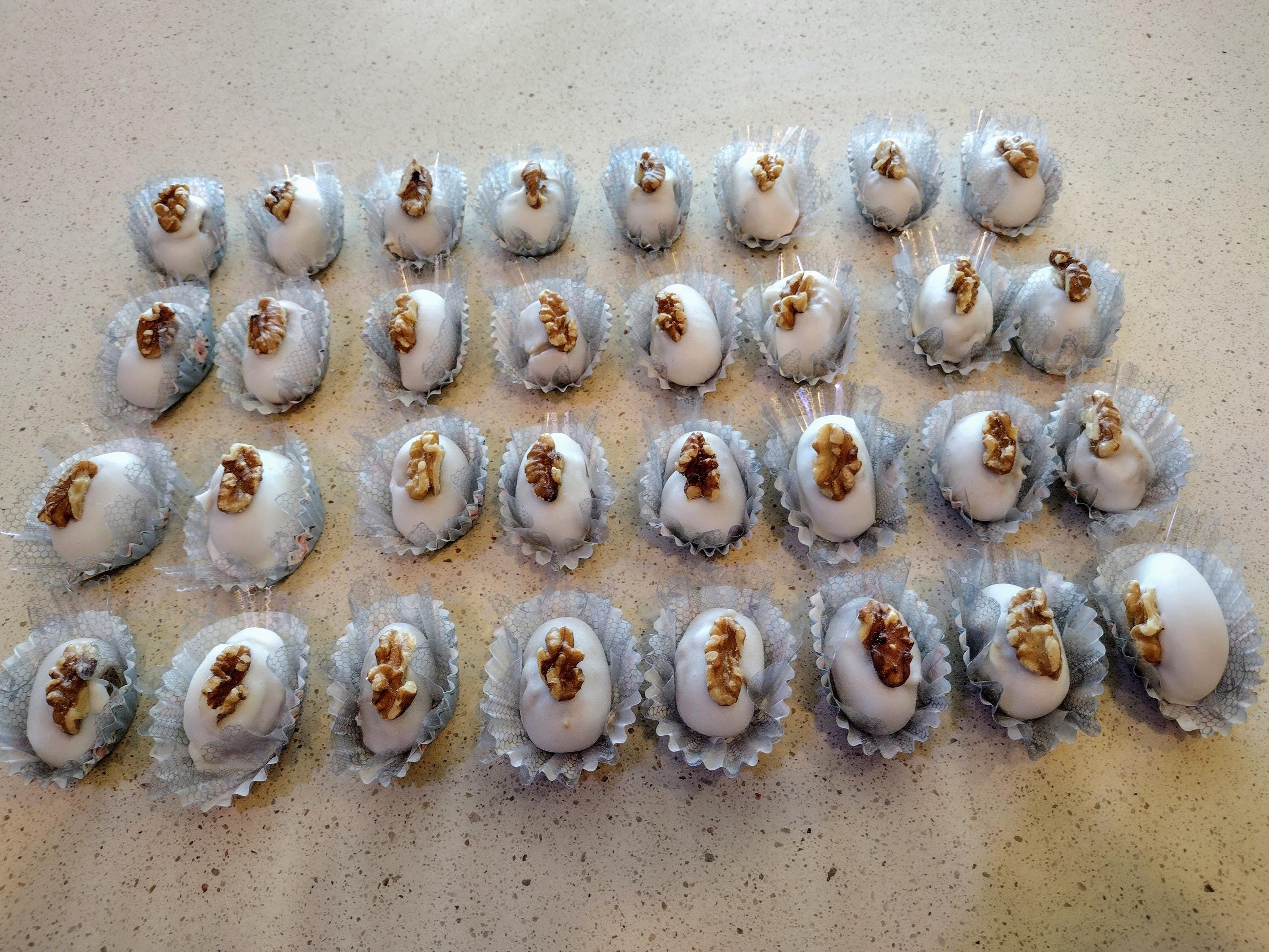 Delectable Brazilian Walnut Cameo aka Camafeu de Nozes