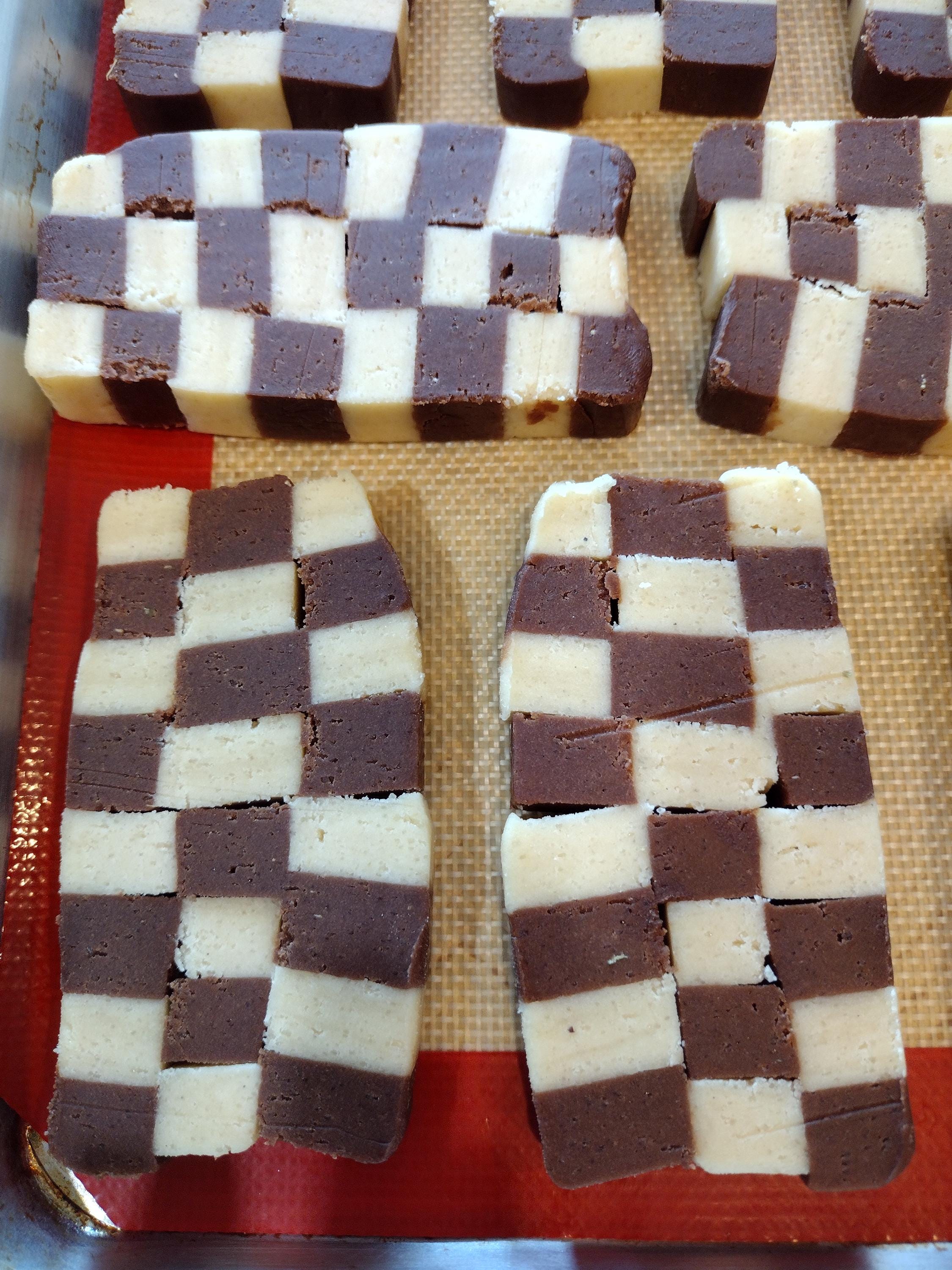 Delicious Checkerboard Chocolate and Vanilla Cookie