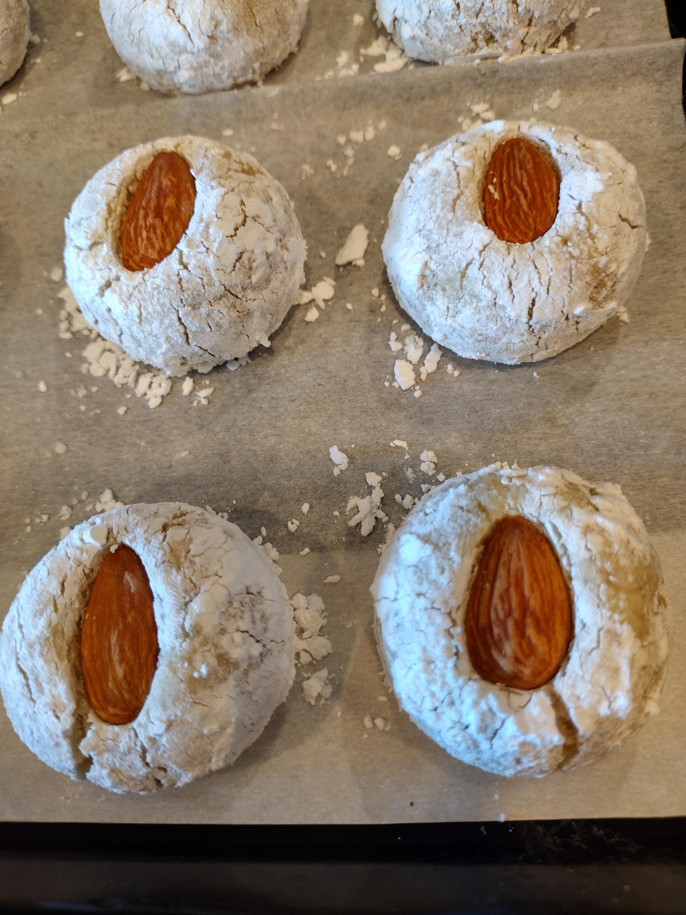 Italian Almond Cookies: Gluten-Free Ricciarelli, Set of 15